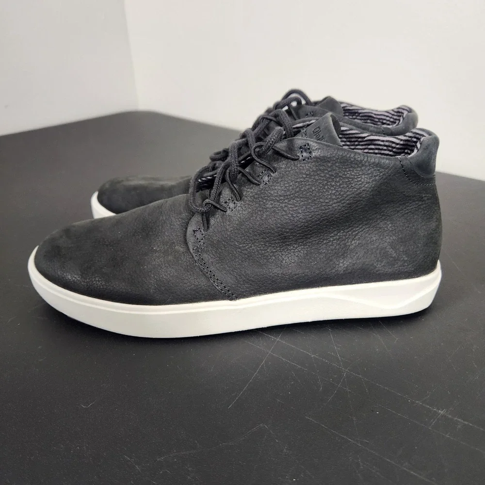 OluKai Nana Hele Mens Chukka Boots Fog Grey Leather Sneaker 10449-4040 Size 8.5